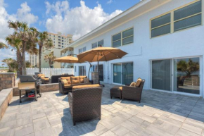 Shore to Please Beach Oceanfront Patio Pet Friendly, Jacksonville Beach